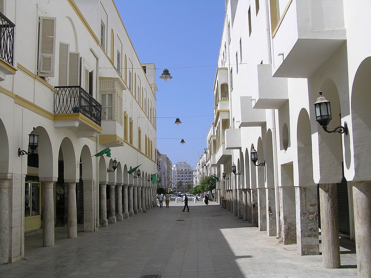 Bengasi. Calle Omar Mukhtar